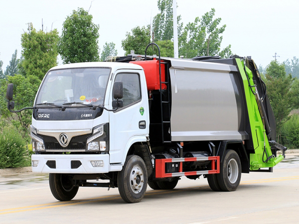8方新能源電動(dòng)壓縮垃圾車