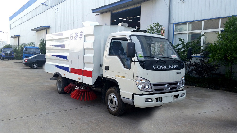 不上牌5.5方東風(fēng)福瑞卡 掃路車