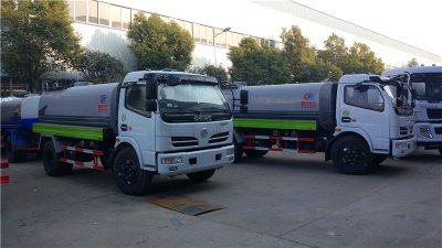 山西太原客戶(hù)再訂6臺(tái)掃路車(chē)、吸塵車(chē)、洗掃車(chē)、灑水車(chē)