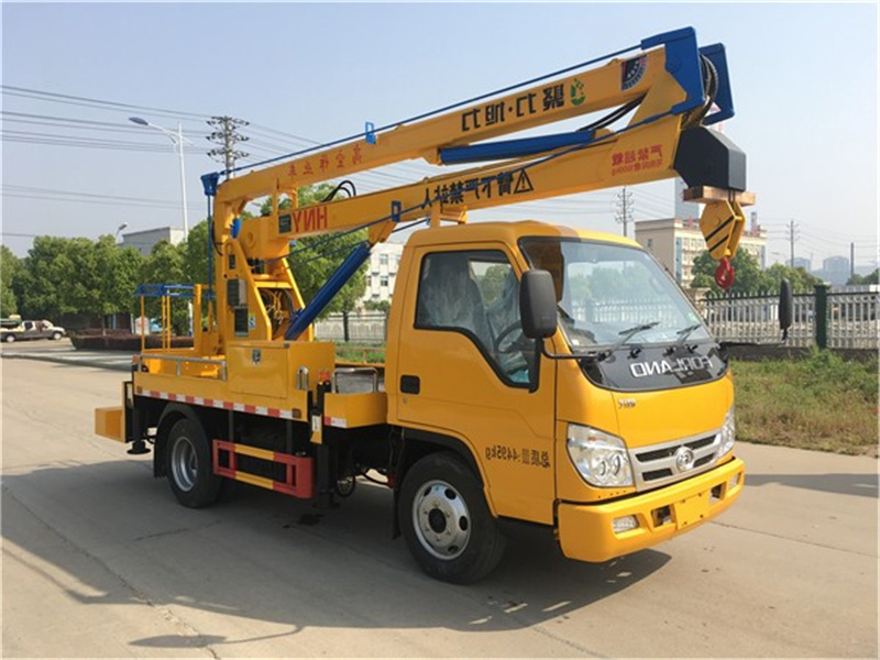 國(guó)六江西五十鈴 13米折臂高空作業(yè)車(chē)