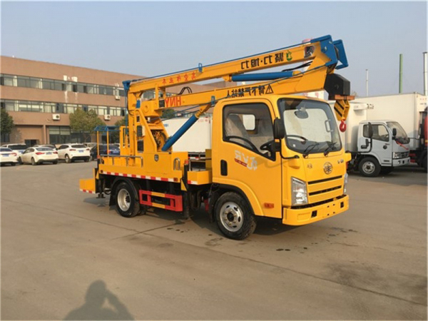 國(guó)六江西五十鈴 13米折臂高空作業(yè)車(chē)